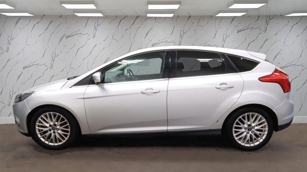 Used Ford Focus 2011 for sale - 76386380: Photo 5
