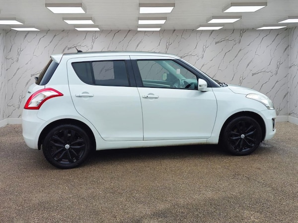 Used Suzuki Swift 2014 for sale - 76147722: Photo 14