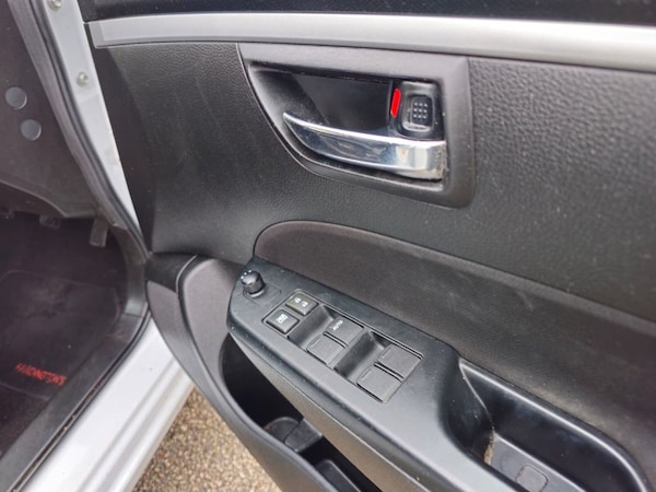 Used Suzuki Swift 2014 for sale - 76147722: Photo 21