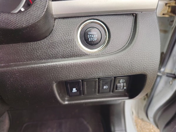 Used Suzuki Swift 2014 for sale - 76147722: Photo 23