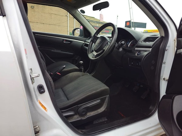Used Suzuki Swift 2014 for sale - 76147722: Photo 30