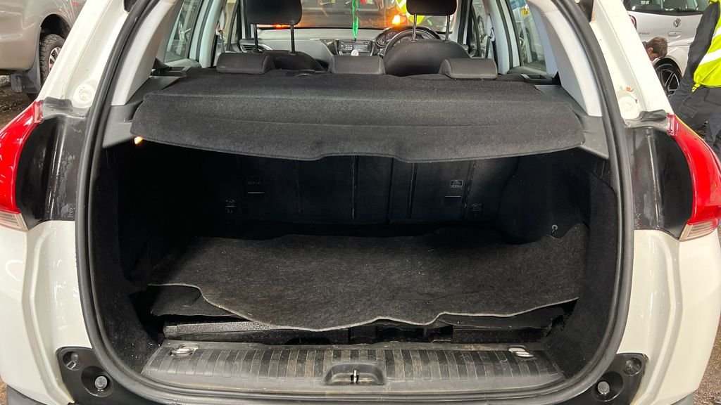 Used Peugeot 2008 2014 for sale - 76396016: Photo 11