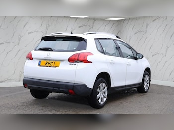 Used Peugeot 2008 2014 for sale - 76396016: Photo