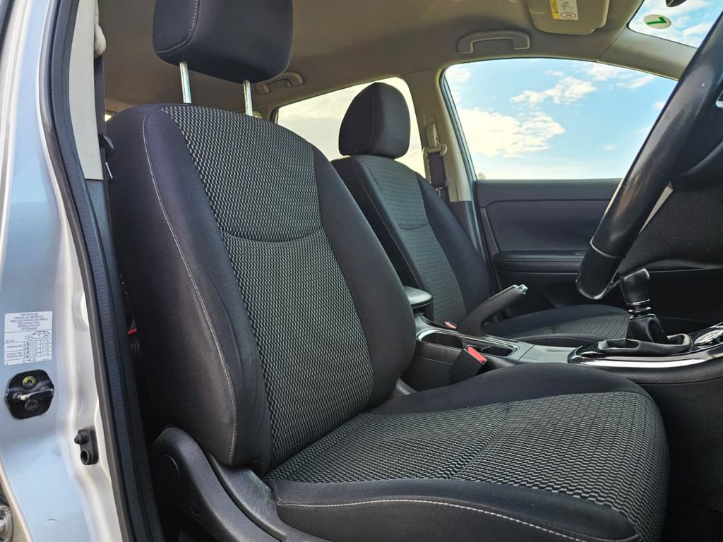 Used Nissan Pulsar 2015 for sale - 76385844: Photo 25