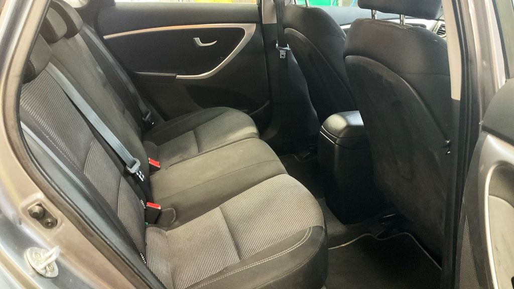 Used Hyundai i30 2013 for sale - 77558165: Photo 10