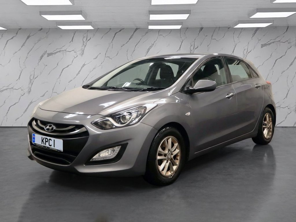 Used Hyundai i30 2013 for sale - 77558165: Photo 2