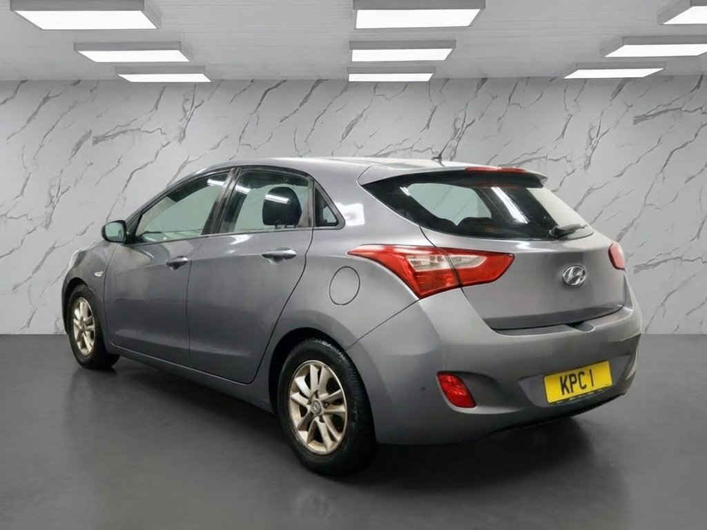 Used Hyundai i30 2013 for sale - 77558165: Photo 3