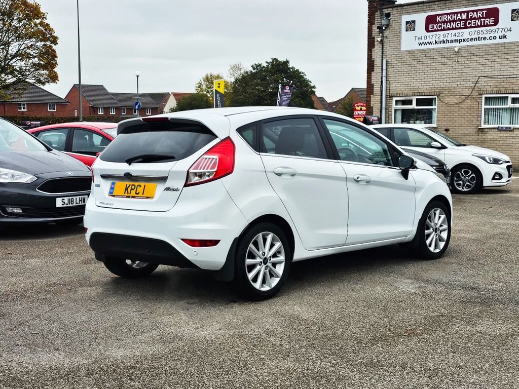 Used Ford Fiesta 2017 for sale - 76185230: Photo 11