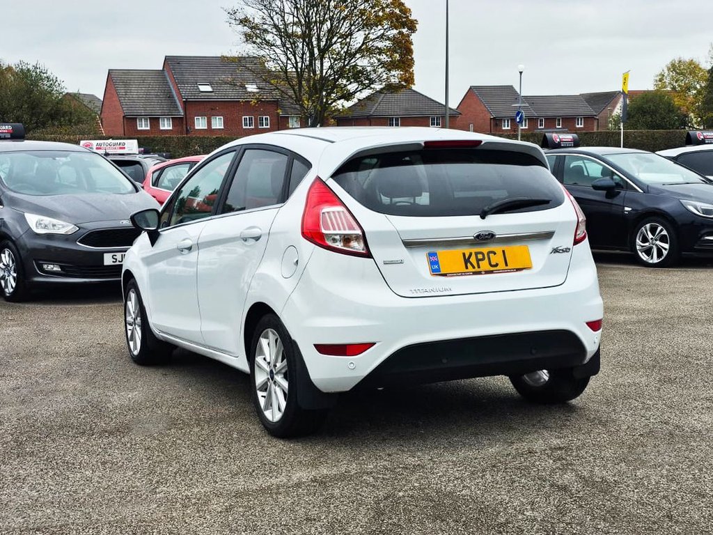 Used Ford Fiesta 2017 for sale - 76185230: Photo 6