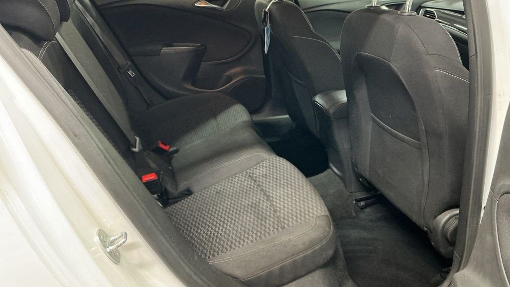 Used Vauxhall Astra 2017 for sale - 77672706: Photo 18