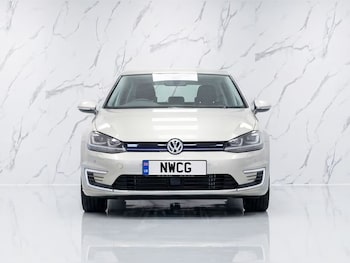 Used Volkswagen Golf 2019 for sale - 79210127: Photo