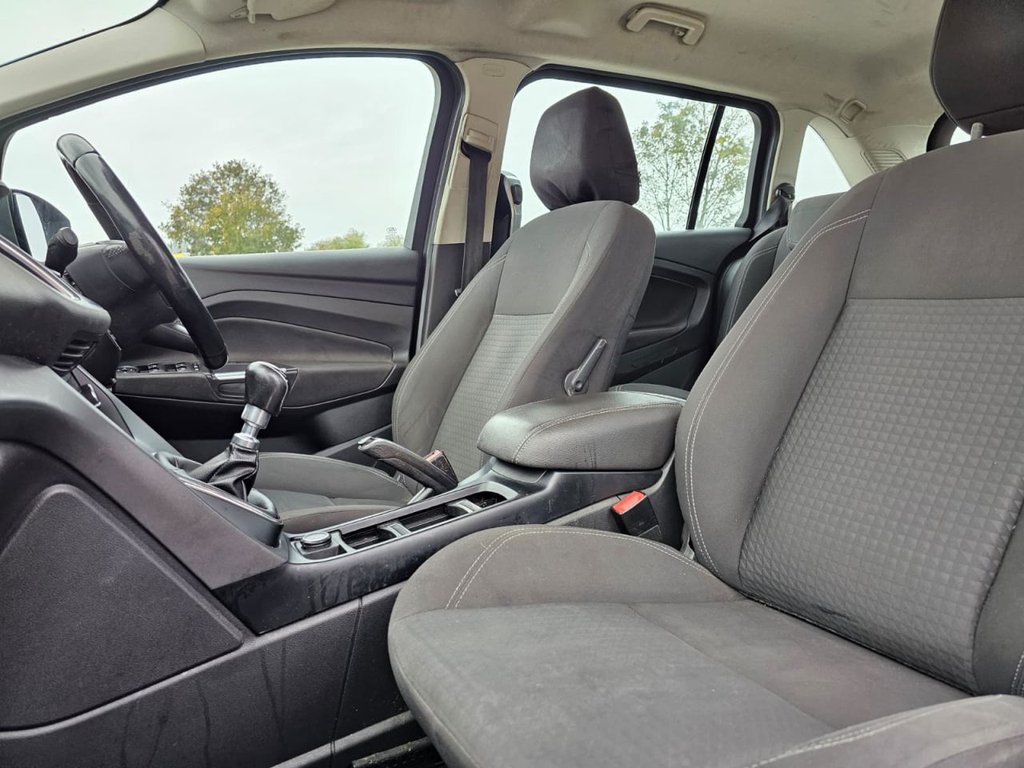 Used Ford Grand C-Max 2018 for sale - 76148160: Photo 25