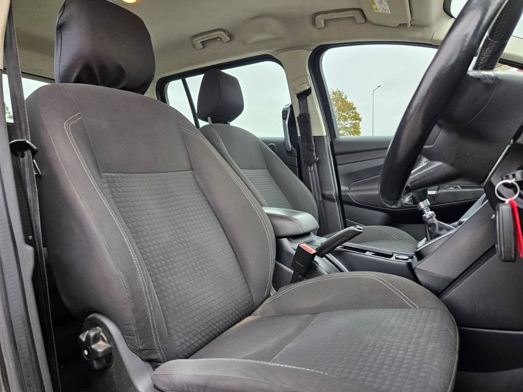 Used Ford Grand C-Max 2018 for sale - 76148160: Photo 45