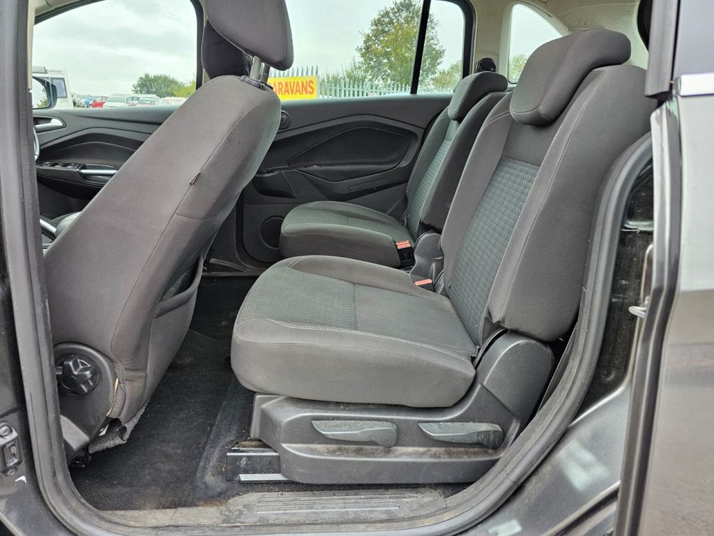 Used Ford Grand C-Max 2018 for sale - 76148160: Photo 49