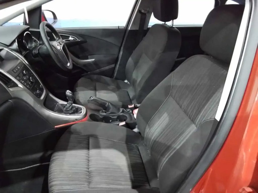 Used Vauxhall Astra 2010 for sale - 77911093: Photo 5