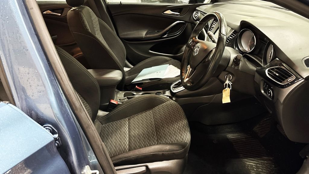 Used Vauxhall Astra 2015 for sale - 78095862: Photo 9