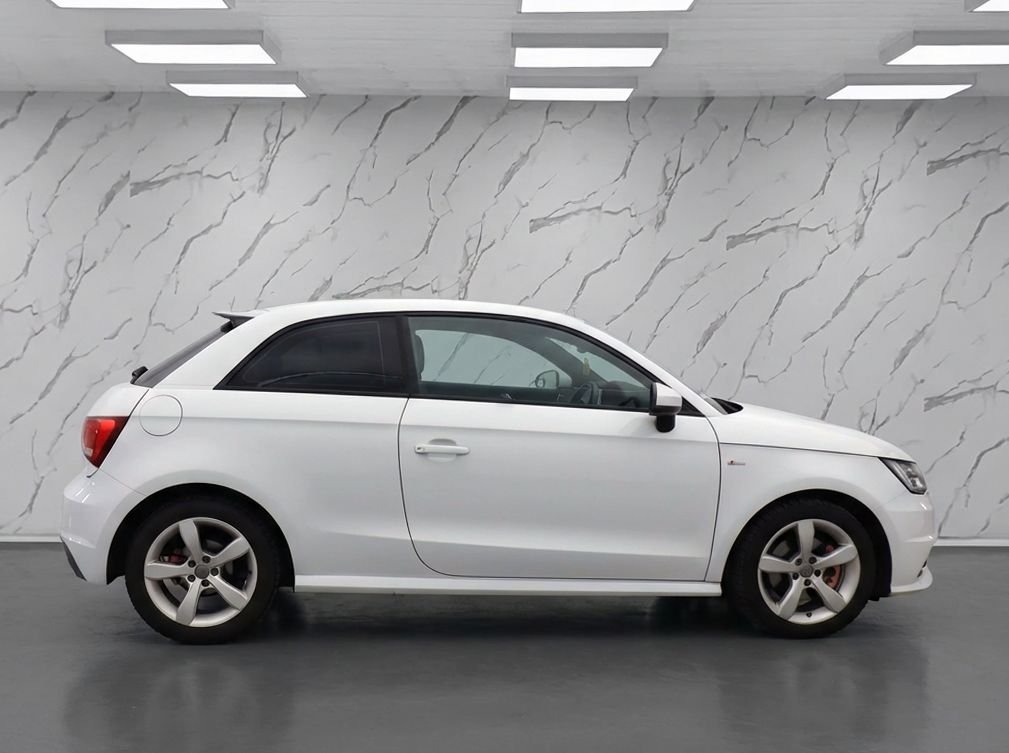 Used Audi A1 2015 for sale - 77356645: Photo 6