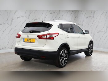 Used Nissan Qashqai 2015 for sale - 75735525: Photo