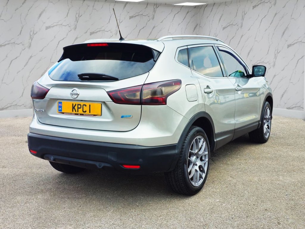 Used Nissan Qashqai 2015 for sale - 76148032: Photo 12