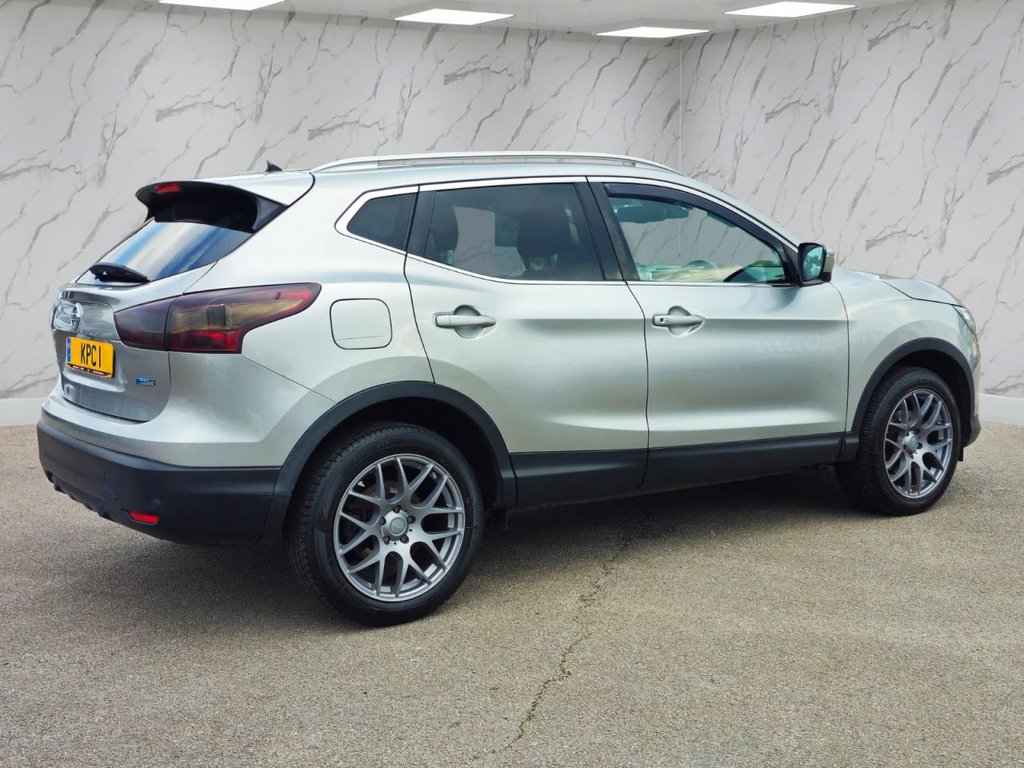 Used Nissan Qashqai 2015 for sale - 76148032: Photo 13