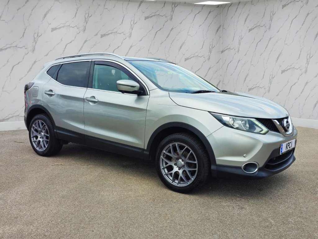 Used Nissan Qashqai 2015 for sale - 76148032: Photo 2