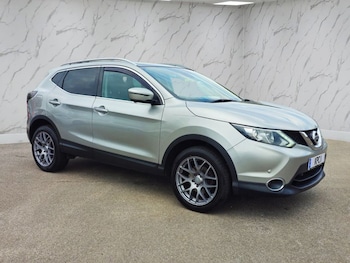 Used Nissan Qashqai 2015 for sale - 76148032: Photo