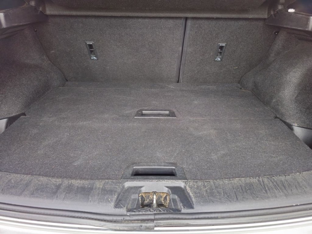 Used Nissan Qashqai 2015 for sale - 76148032: Photo 9