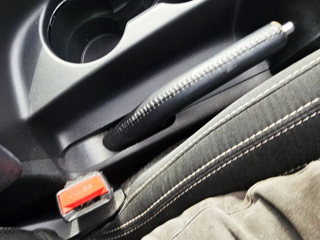 Used Kia Ceed 2014 for sale - 76445889: Photo 25