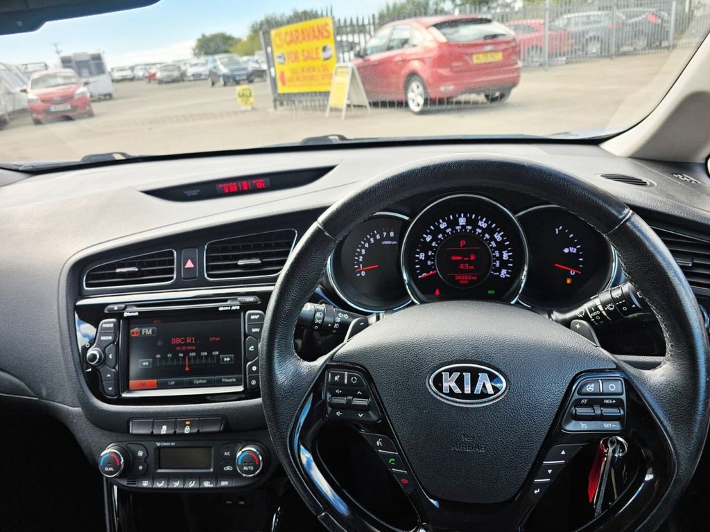 Used Kia Ceed 2014 for sale - 76445889: Photo 28