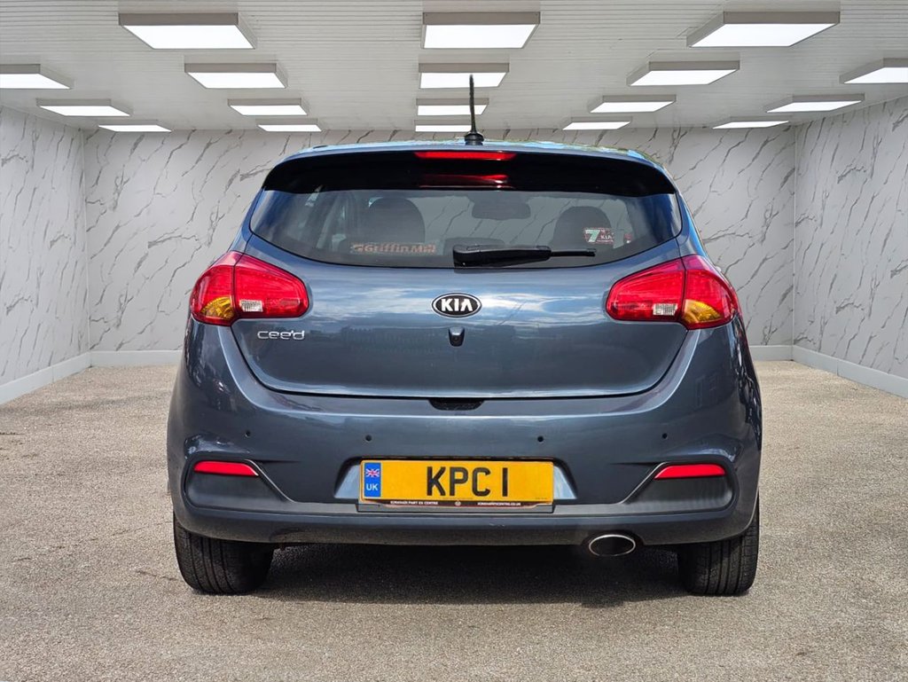 Used Kia Ceed 2014 for sale - 76445889: Photo 8
