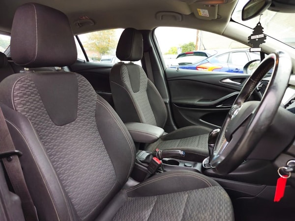 Used Vauxhall Astra 2018 for sale - 76185108: Photo 24