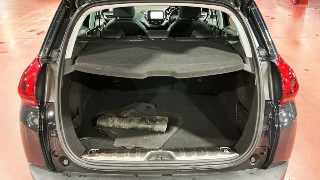 Used Peugeot 2008 2017 for sale - 76751238: Photo 11