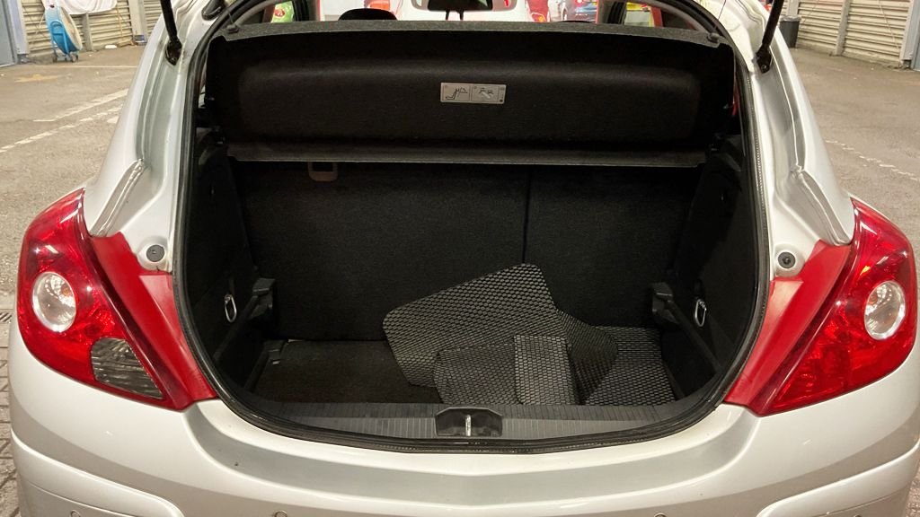 Used Vauxhall Corsa 2011 for sale - 76855167: Photo 11