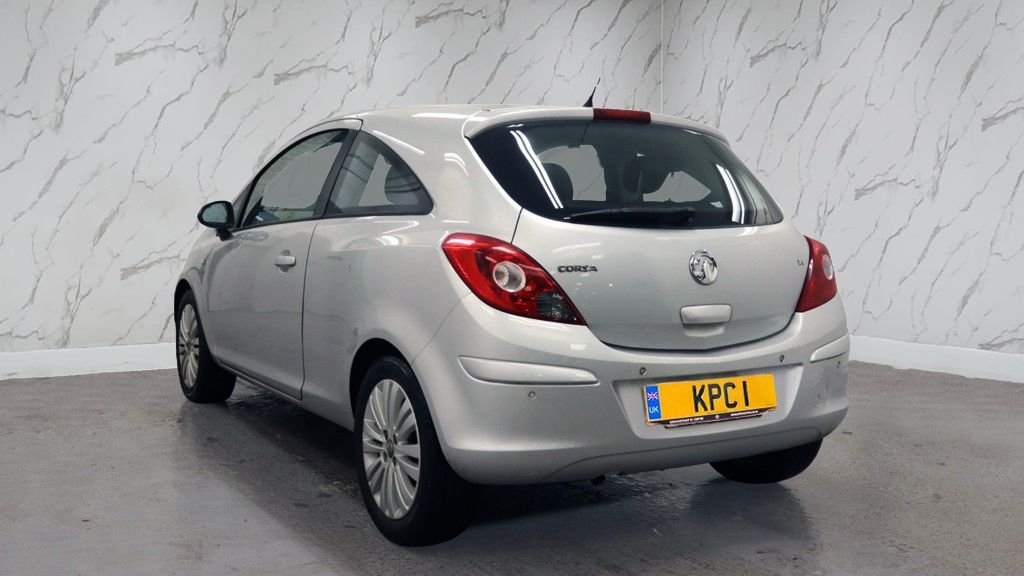 Used Vauxhall Corsa 2011 for sale - 76855167: Photo 3