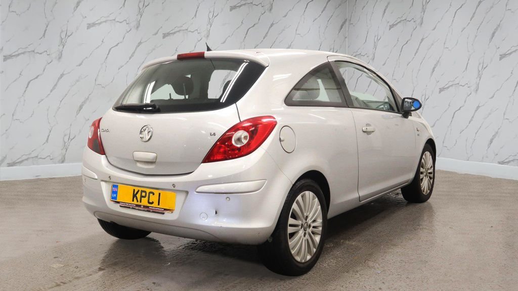 Used Vauxhall Corsa 2011 for sale - 76855167: Photo 4