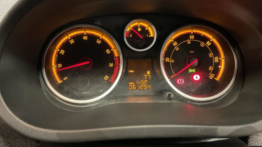 Used Vauxhall Corsa 2011 for sale - 76855167: Photo 8