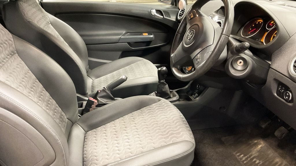 Used Vauxhall Corsa 2011 for sale - 76855167: Photo 9