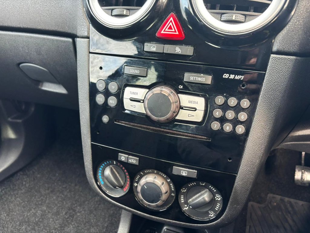 Used Vauxhall Corsa 2012 for sale - 77593662: Photo 24