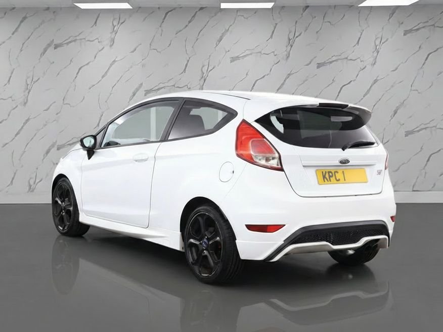 Used Ford Fiesta 2014 for sale - 77560558: Photo 3