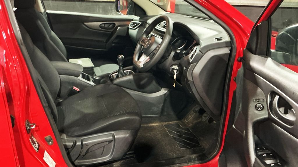 Used Nissan Qashqai 2018 for sale - 76941577: Photo 9