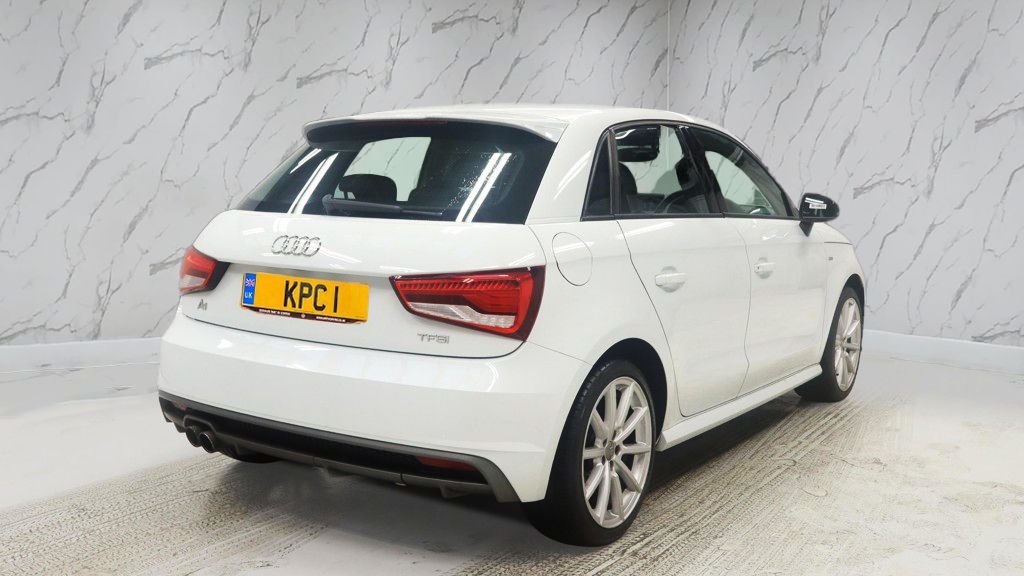 Used Audi A1 2016 for sale - 76501035: Photo 4