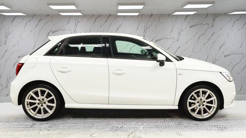 Used Audi A1 2016 for sale - 76501035: Photo 6