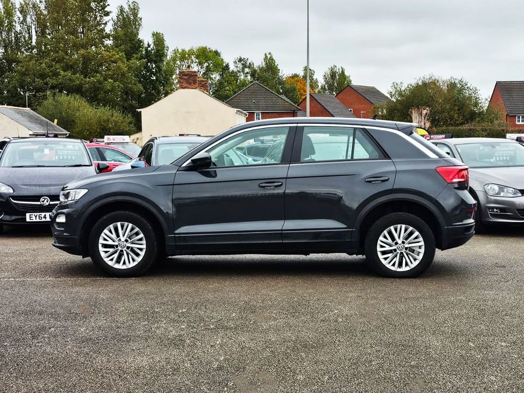 Used Volkswagen T-Roc 2019 for sale - 77048964: Photo 12