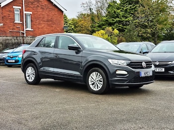 Used Volkswagen T-Roc 2019 for sale - 77048964: Photo