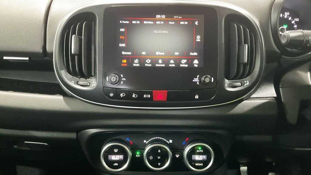 Used Fiat 500L 2017 for sale - 76563347: Photo 12