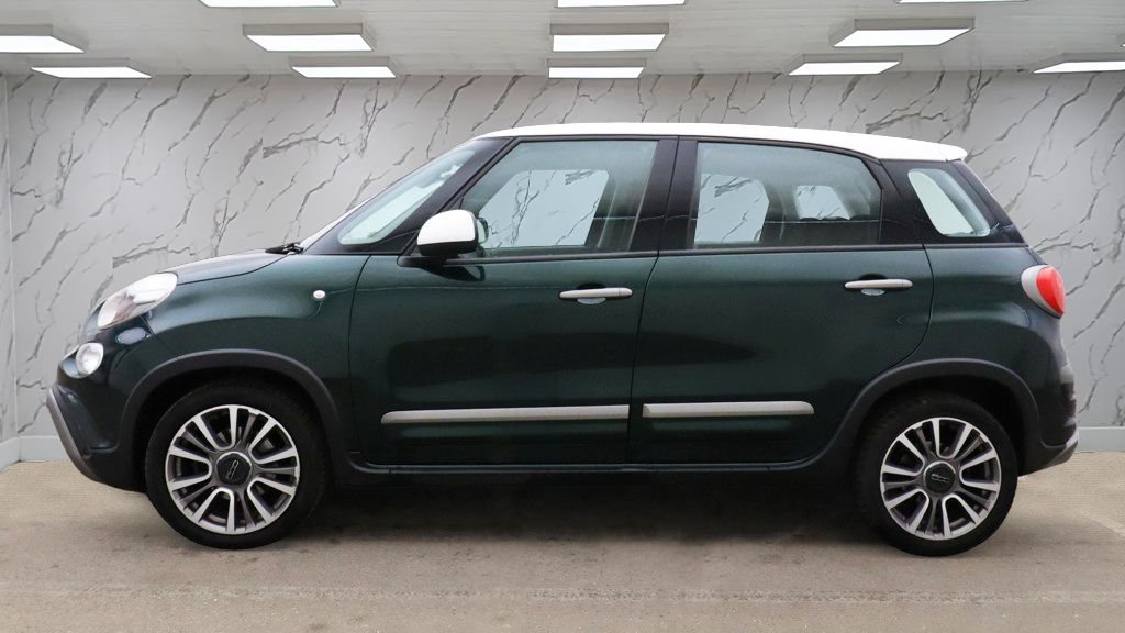 Used Fiat 500L 2017 for sale - 76563347: Photo 8