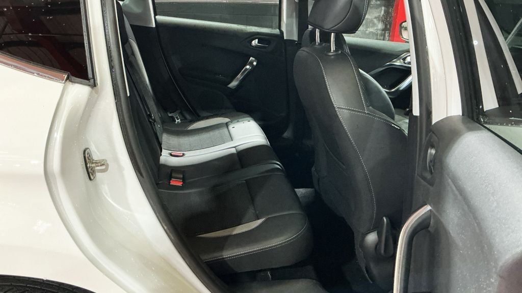 Used Peugeot 2008 2015 for sale - 78002707: Photo 10