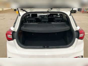 Used Hyundai i20 2018 for sale - 75764806: Photo