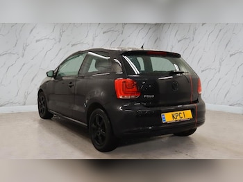 Used Volkswagen Polo 2010 for sale - 76386305: Photo