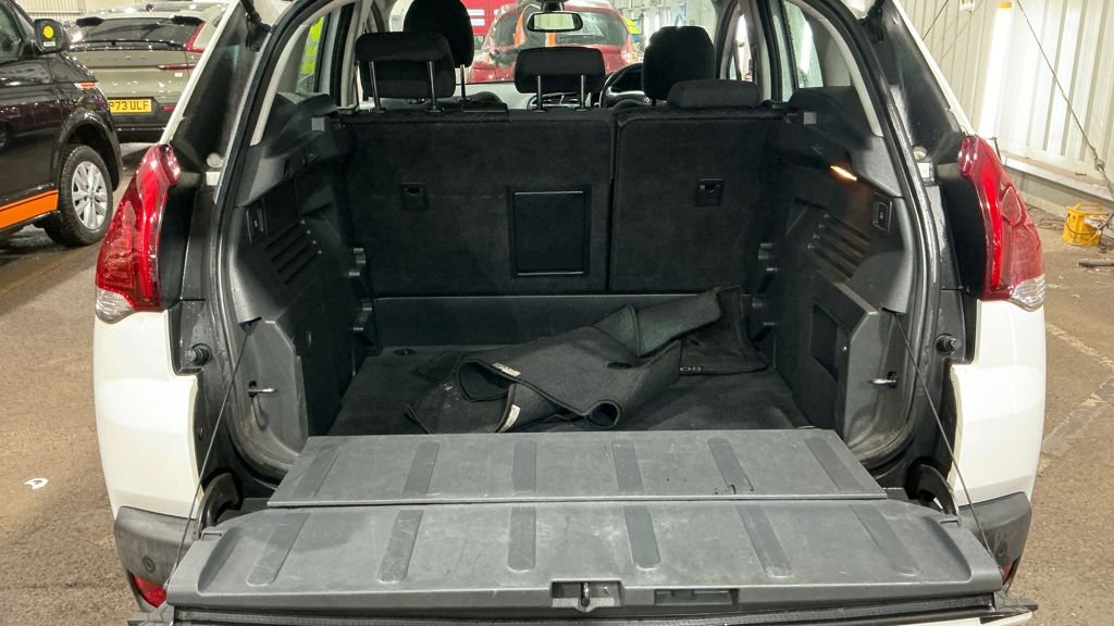 Used Peugeot 3008 2014 for sale - 77483513: Photo 11